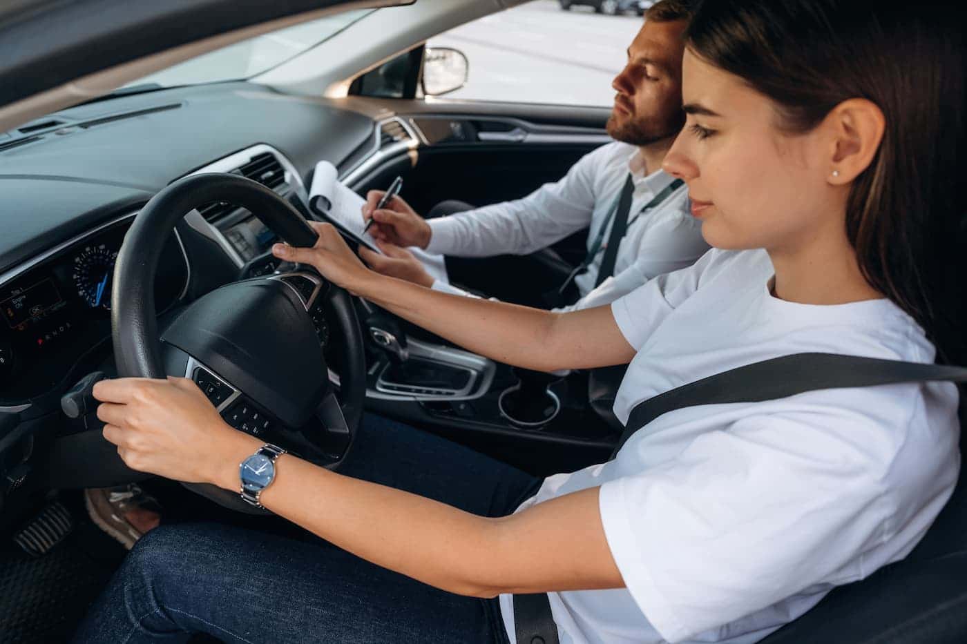 Bee Drive one-to-one automatic driving lesson with a DVSA-approved instructor in Manchester and Cheshire East